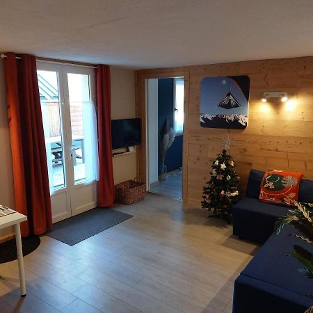 Studio Au Pied Des Montagnes Le Bourg-dʼOisans Εξωτερικό φωτογραφία