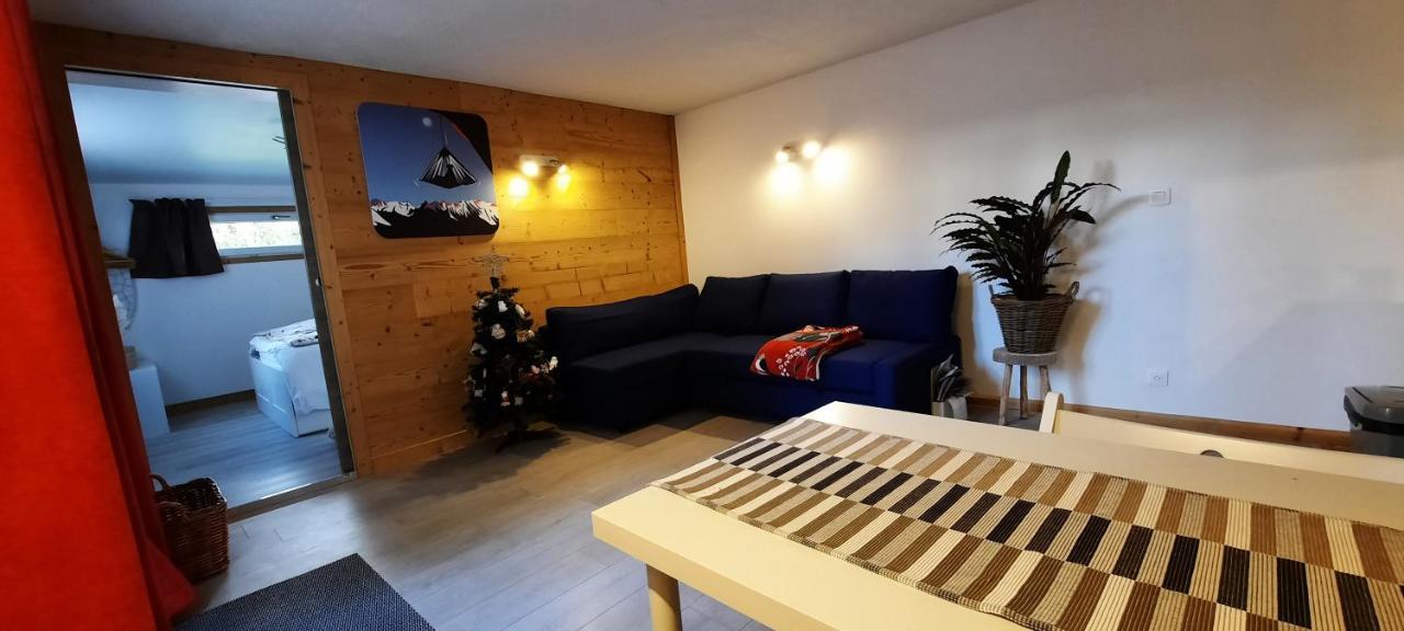 Studio Au Pied Des Montagnes Le Bourg-dʼOisans Εξωτερικό φωτογραφία