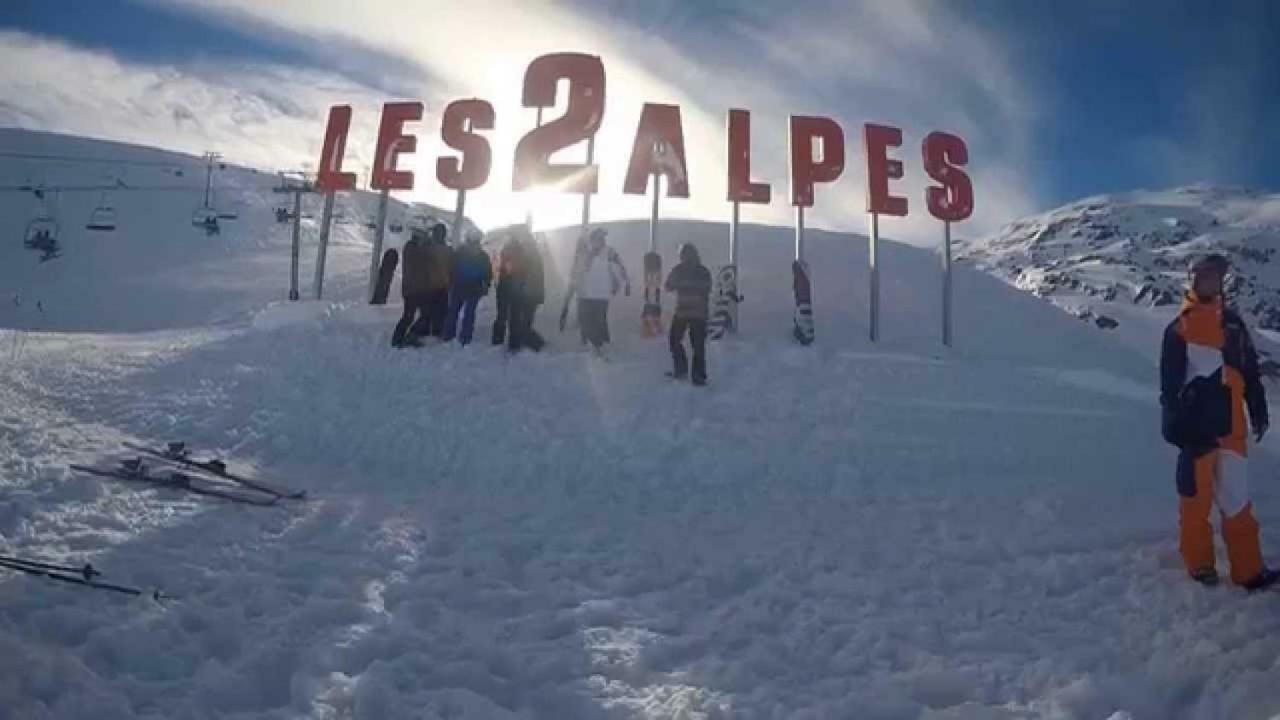 Studio Au Pied Des Montagnes Le Bourg-dʼOisans Εξωτερικό φωτογραφία